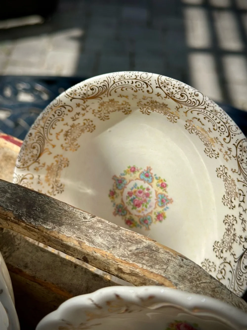 Vintage Franklinware Berry Bowls Set 3 Ivory Floral 22K Gold Cottagecore